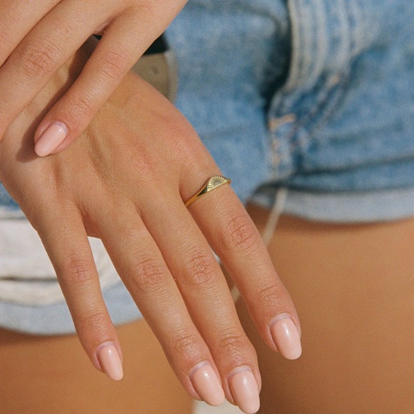 Sunburst Gold Women's Ring - Picture 2 of 8